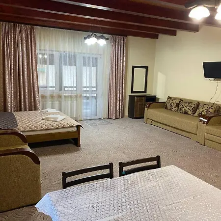 Apartment Courtyard Slavske