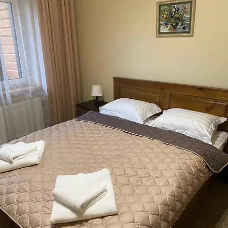 Courtyard * 슬랍스크