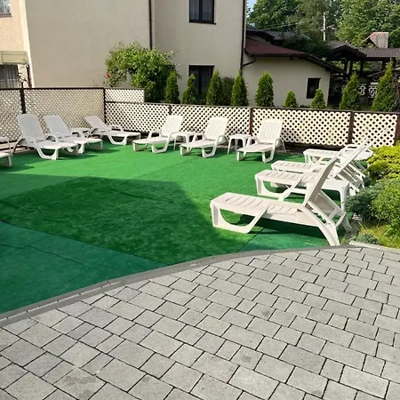 Courtyard Apartment Slavske