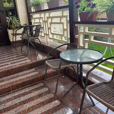 Courtyard Apartment Slavske