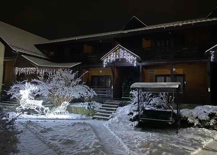 Courtyard Apartman *