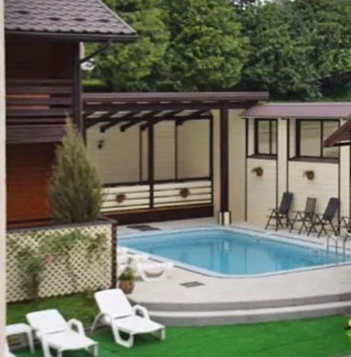 Apartman Courtyard *